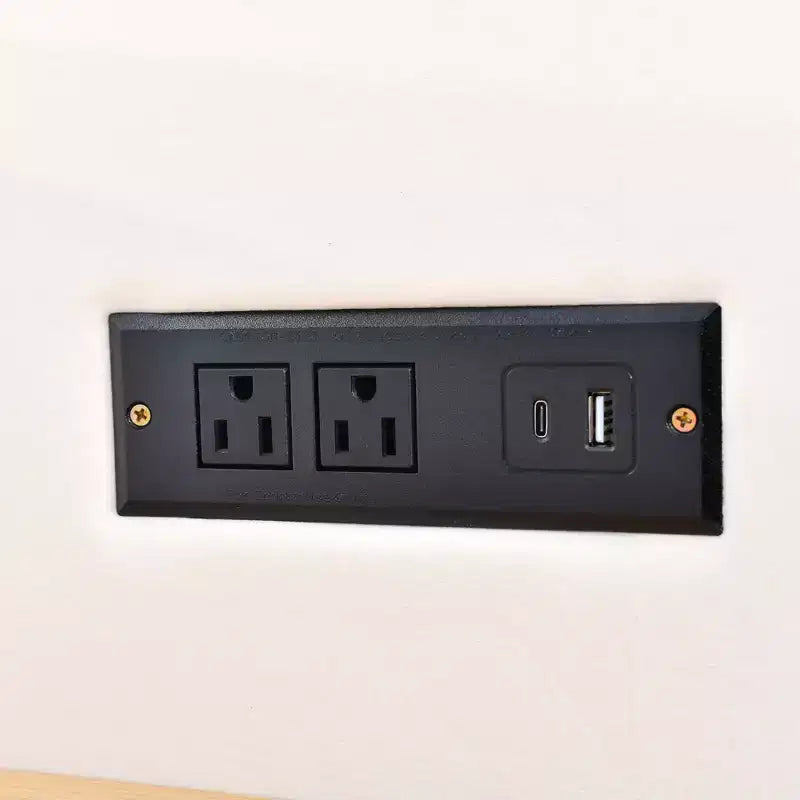 Letto a piattaforma imbottito queen size, due prese e porte di ricarica USB su entrambi i lati, due cuscini comodino, ripiani portaoggetti, velluto, beige