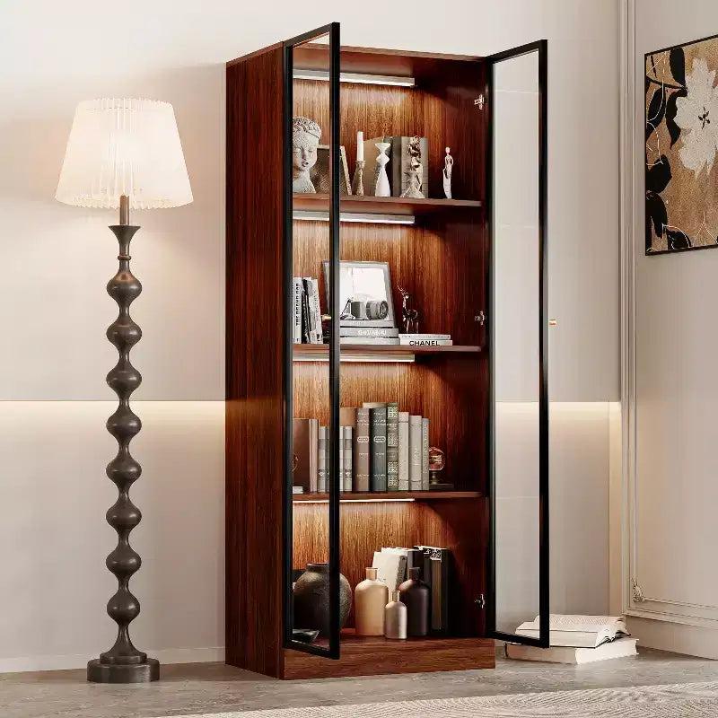 Vetrina Espositiva in Vetro Marrone da 23.6'' Mobile Credenza Bar Armadietto Vetrinato, Vetrina Moderna di Metà Secolo a 4 Ripiani in Legno con LED per Soggiorno