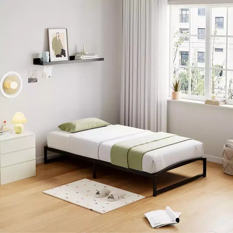 Telaio letto in metallo, telaio letto a piattaforma con design ad arco, doghe di supporto robuste e resistenti, base materasso robusta, facile da montare, non è richiesta la rete a molle