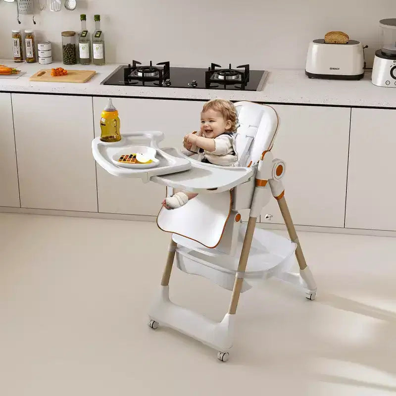 Seggiolone Portatile Regolabile da Neonato a Bambino (0-6 Anni) con Ruote Bloccabili, Cintura a 5 Punti e Design Facile da Pulire, per Casa
