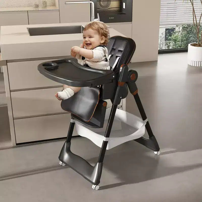 Seggiolone Portatile Regolabile da Neonato a Bambino (0-6 Anni) con Ruote Bloccabili, Cintura a 5 Punti e Design Facile da Pulire, per Casa