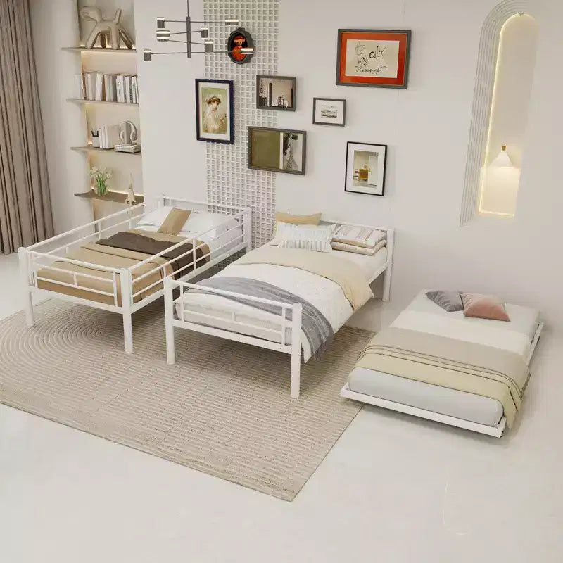 Letto a castello in metallo moderno Farhan con spondina di sicurezza e design convertibile