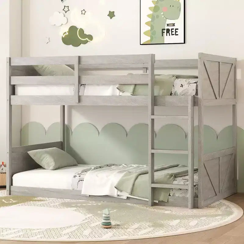 Letto a castello a due piazze con testiera e pediera a pannelli