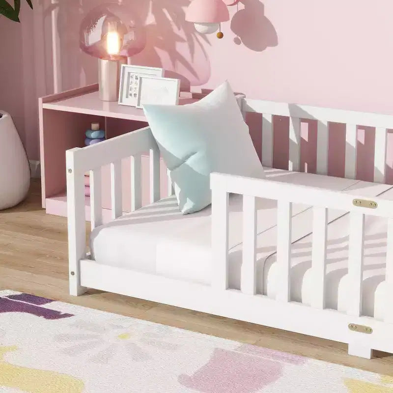 Letto a soppalco matrimoniale con contenitore salvaspazio in metallo resistente